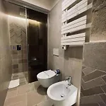 Dimora Al Piano 아파트 *