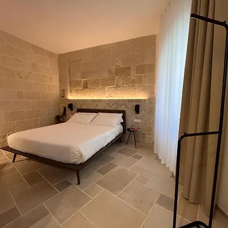 Dimora Al Piano 公寓